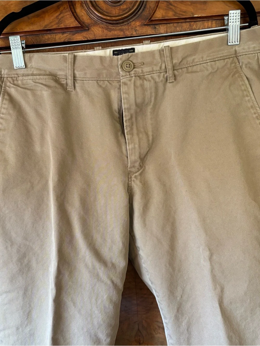 J. Crew Broken-In Chino Pants Khaki Men’s 34 X 31 Collegiate Preppy Classic EUC